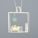 S2-pendant and chain