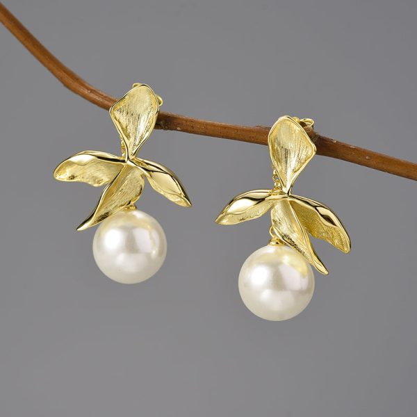 Mother of Pearl Silver Dangle Earrings